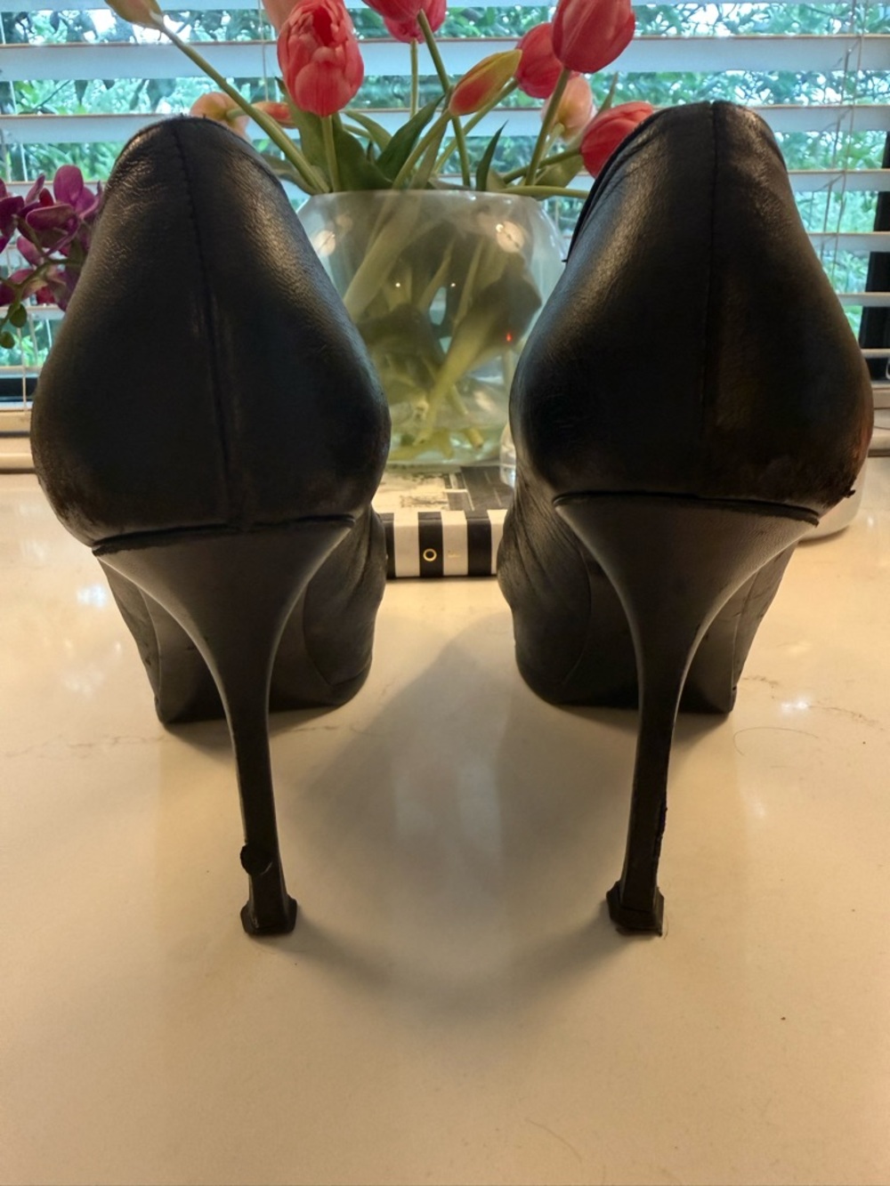 YVES SAINT LAURENT Black Leather High Heel Pumps - Classic Platform Stiletto - Picture 2 of 3